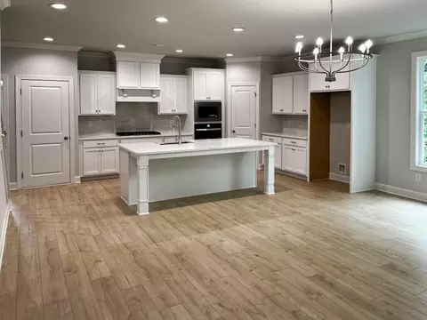Kitchen - 1270 Bartlett Trce, Suwanee, GA 30024 photo 1 of 1
