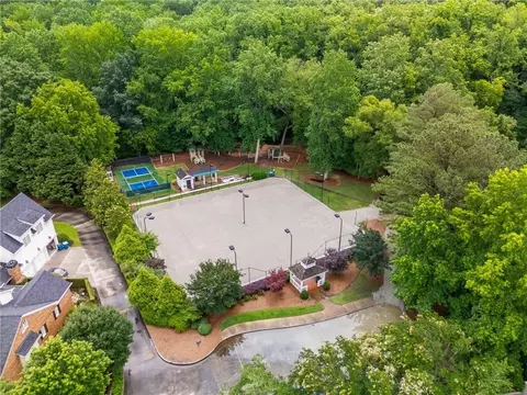 View/Area - 3958 Muirfield Sq, Duluth, GA 30096 photo 6 of 6