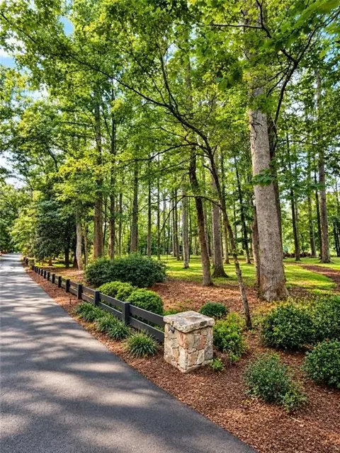 Exterior - 3958 Muirfield Sq, Duluth, GA 30096 photo 13 of 16