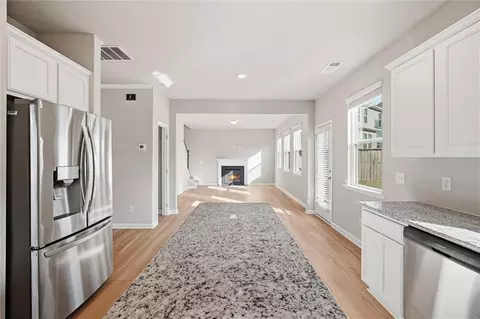 Entry Way - 517 Edgemore Rd, Canton, GA 30114 photo 3 of 4