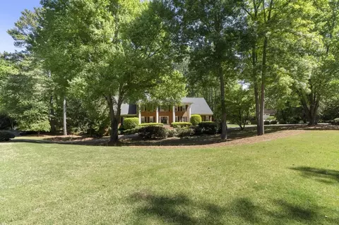 1780 Brandon Hall Dr, Atlanta, GA 30350