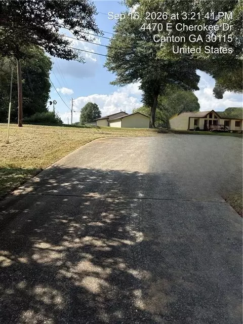 Exterior - 4470 E Cherokee Dr, Canton, GA 30115 photo 4 of 4