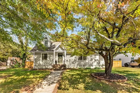 1471 Hardin Ave, College Park, GA 30337