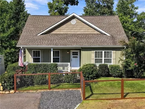 120 Camp Dr, Dahlonega, GA 30533