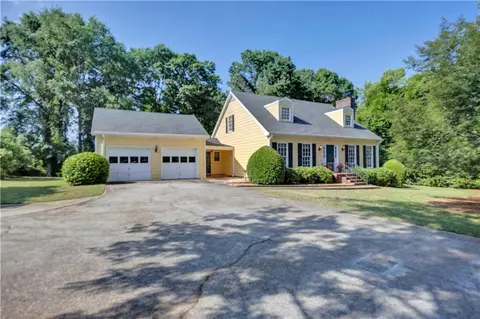 1756 SW Colonial South Dr SW, Conyers, GA 30094