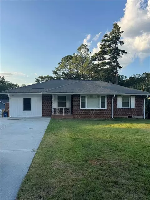 3067 Barksdale Cir, East Point, GA 30344