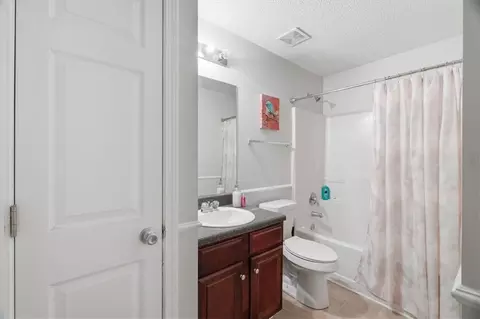 Bath - 145 Madisyn Dr, Hampton, GA 30228 photo 1 of 3