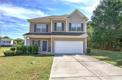 102 Oak Ridge Dr, Aragon, GA 30104