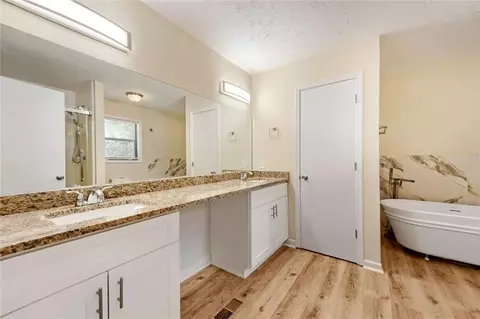 Bath - 972 Tyrell Dr, Austell, GA 30106 photo 1 of 5