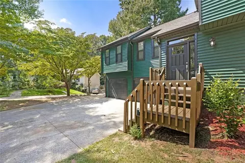 Exterior - 972 Tyrell Dr, Austell, GA 30106 photo 4 of 8