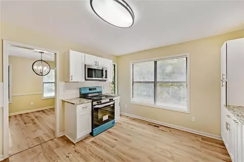 Kitchen - 972 Tyrell Dr, Austell, GA 30106 photo 2 of 3