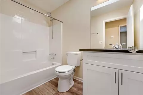 Bath - 972 Tyrell Dr, Austell, GA 30106 photo 5 of 5