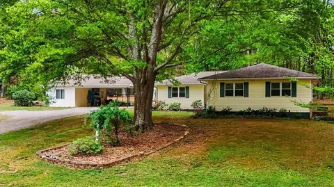 1361 Villa Rica Rd, Powder Springs, GA 30127