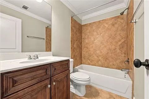Bath - 2069 Harmony Dr, Canton, GA 30115 photo 3 of 3