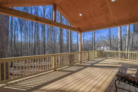 Exterior - 1020 Riverbend Rd, Commerce, GA 30530 photo 5 of 12