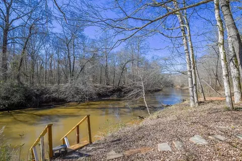View/Area - 1020 Riverbend Rd, Commerce, GA 30530 photo 3 of 3