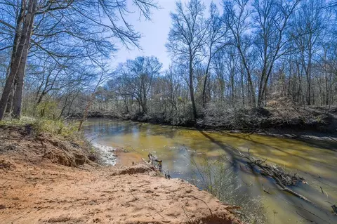 View/Area - 1020 Riverbend Rd, Commerce, GA 30530 photo 1 of 3