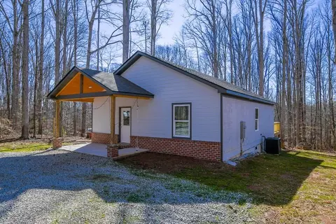 Exterior - 1020 Riverbend Rd, Commerce, GA 30530 photo 3 of 12