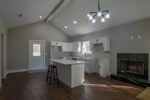 Entry Way - 1020 Riverbend Rd, Commerce, GA 30530 photo 1 of 4