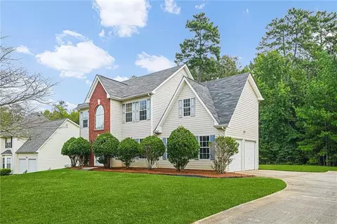 9426 Carnes Crossing Cir, Jonesboro, GA 30236