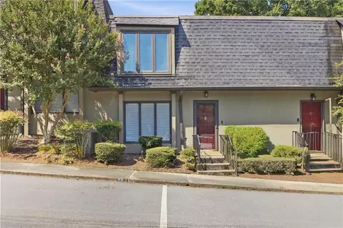 57 Ivy Trl NE #57, Atlanta, GA 30342