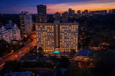 2479 Peachtree Rd NE #1517, Atlanta, GA 30305