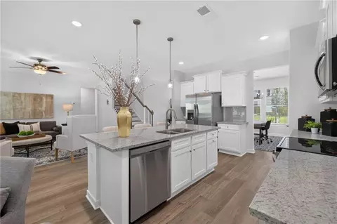 Kitchen - 49 Ruby Robin Rd, Jefferson, GA 30549 photo 2 of 2