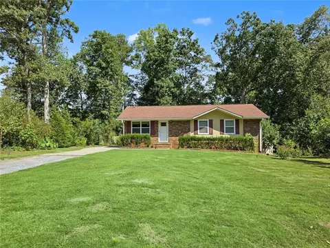 1898 Burfordi Dr SW, Marietta, GA 30008