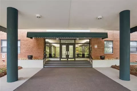 2965 Pharr Court South NW #609, Atlanta, GA 30305