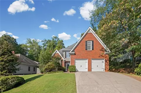 310 Vickery Cir, Roswell, GA 30075