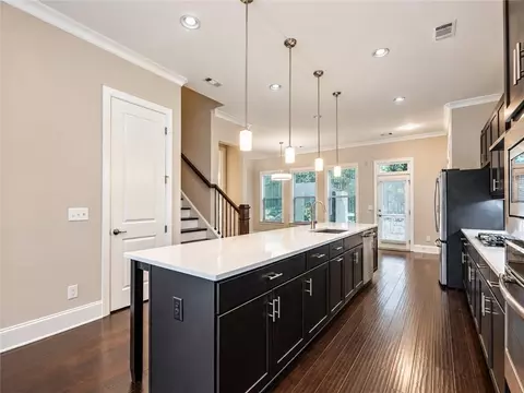 Kitchen - 1374 Doublegate Dr, Atlanta, GA 30319 photo 4 of 7