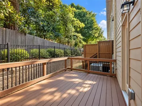 Exterior - 1374 Doublegate Dr, Atlanta, GA 30319 photo 5 of 9