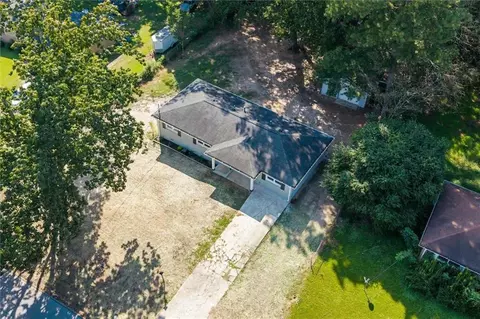 6963 Debbie Ln, Lithia Springs, GA 30122