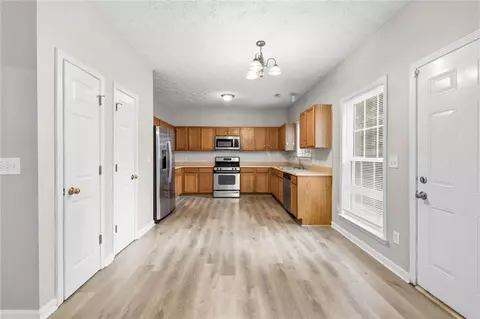 Entry Way - 751 Mesa Rd, Mcdonough, GA 30253 photo 2 of 2