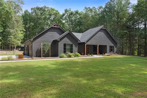 Exterior - 631 Edmondson Rd, Monroe, GA 30656 photo 14 of 16
