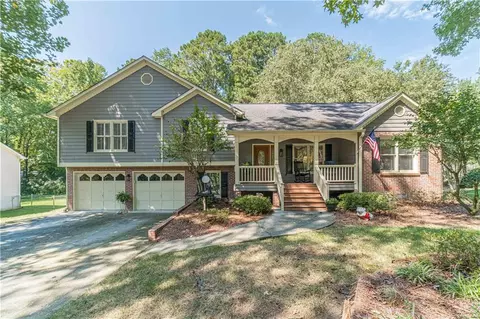 2759 Lanier Dr, Snellville, GA 30078