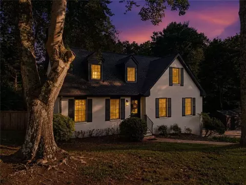 1465 Dallas Cir SW, Marietta, GA 30064