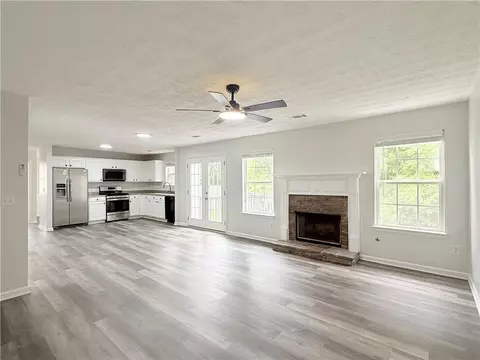 928 Shannon Rd SW, Loganville, GA 30052