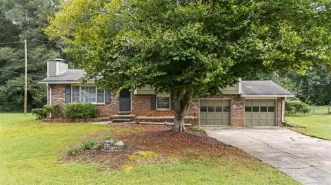 4561 Fairfax Pl, Powder Springs, GA 30127