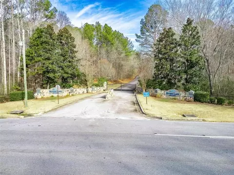 467 Rivers Rd, Fayetteville, GA 30214