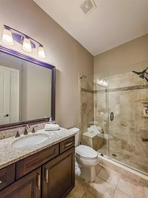 Bath - 103 Dover Rd, Milton, GA 30004 photo 7 of 8
