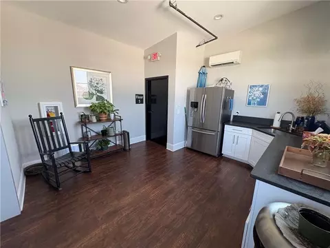 Kitchen - 1 E 3rd Ave #402, Rome, GA 30161 photo 8 of 9