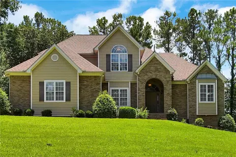 190 Baywatch Cir, Fayetteville, GA 30215