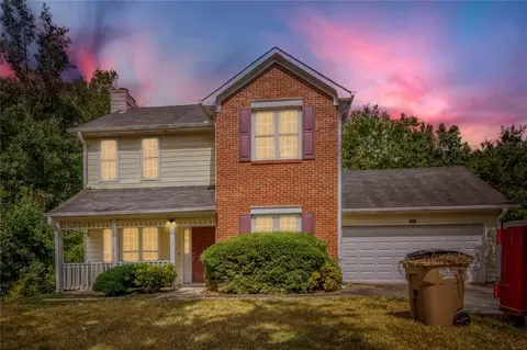454 Fieldgreen Dr, Jonesboro, GA 30238