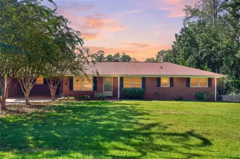 3813 Todd Dr, Oakwood, GA 30566