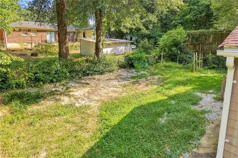 Exterior - 3153 Shallowford Rd NE, Chamblee, GA 30341 photo 13 of 14