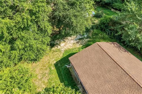 Exterior - 3153 Shallowford Rd NE, Chamblee, GA 30341 photo 14 of 14