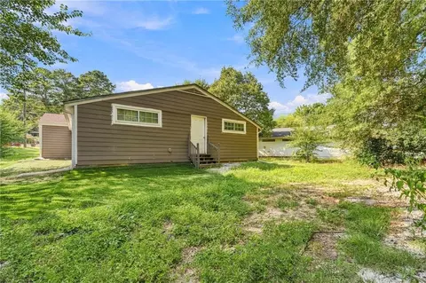 Exterior - 3153 Shallowford Rd NE, Chamblee, GA 30341 photo 10 of 14