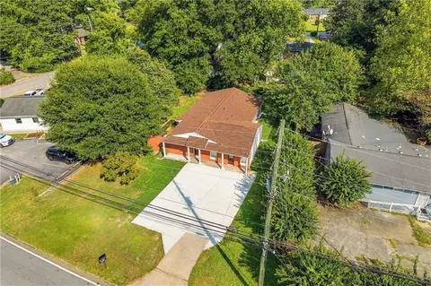 View/Area - 3153 Shallowford Rd NE, Chamblee, GA 30341 photo 1 of 5