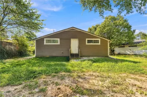 Exterior - 3153 Shallowford Rd NE, Chamblee, GA 30341 photo 9 of 14